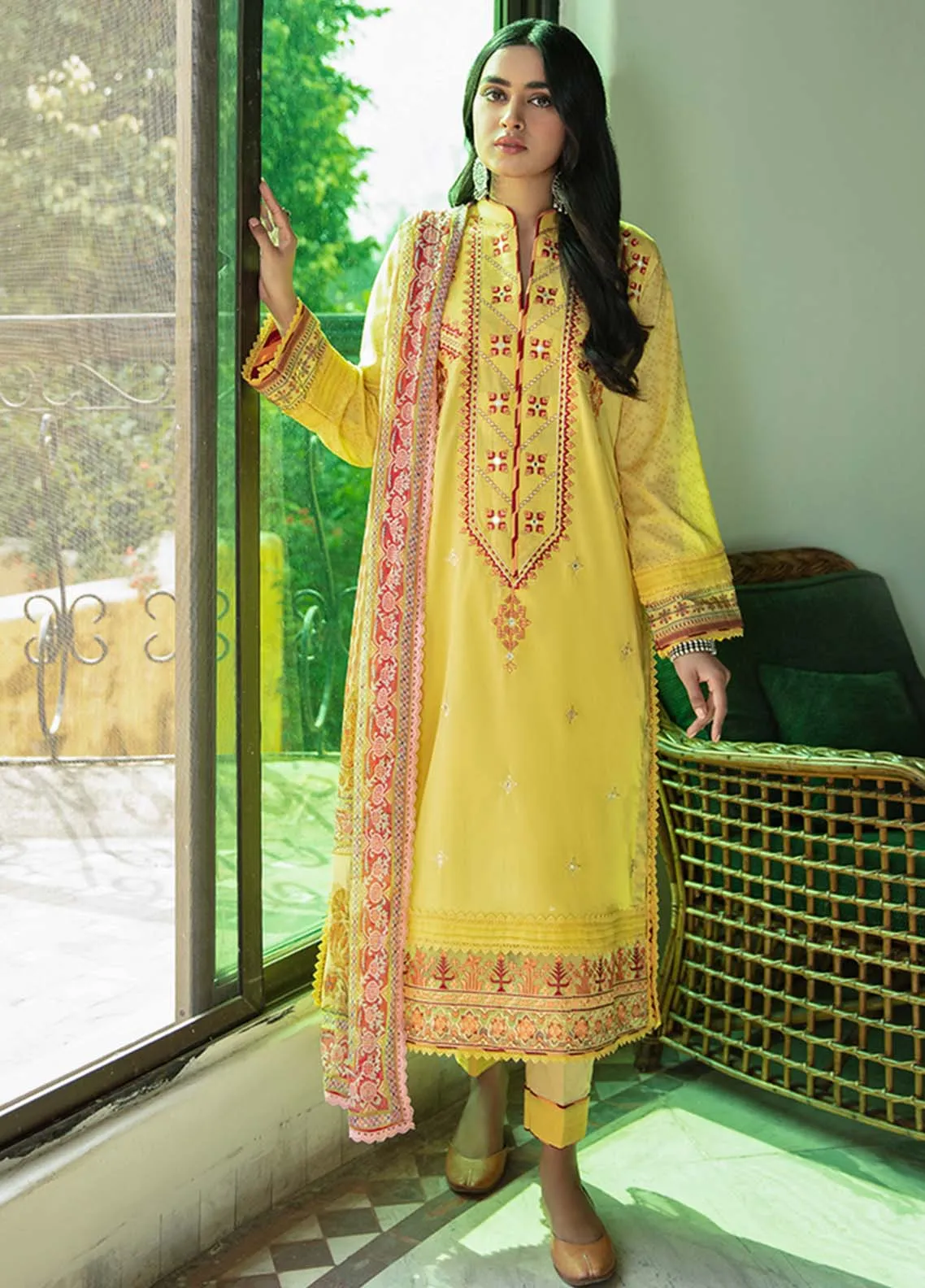 Aabyaan Embroidered Lawn Unstitched 3 Piece Suit - 07