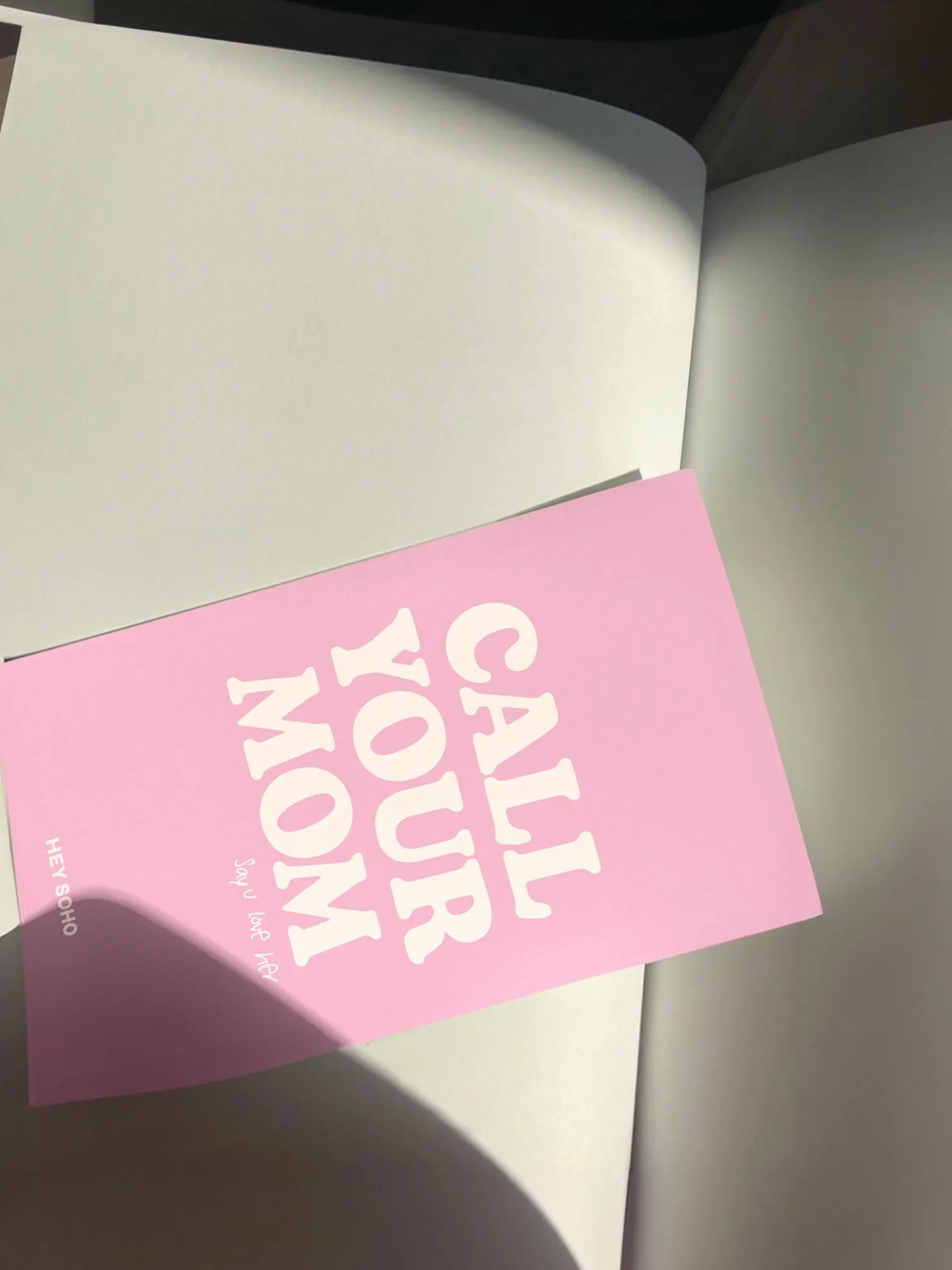 CALL YOUR MOM Postkarte