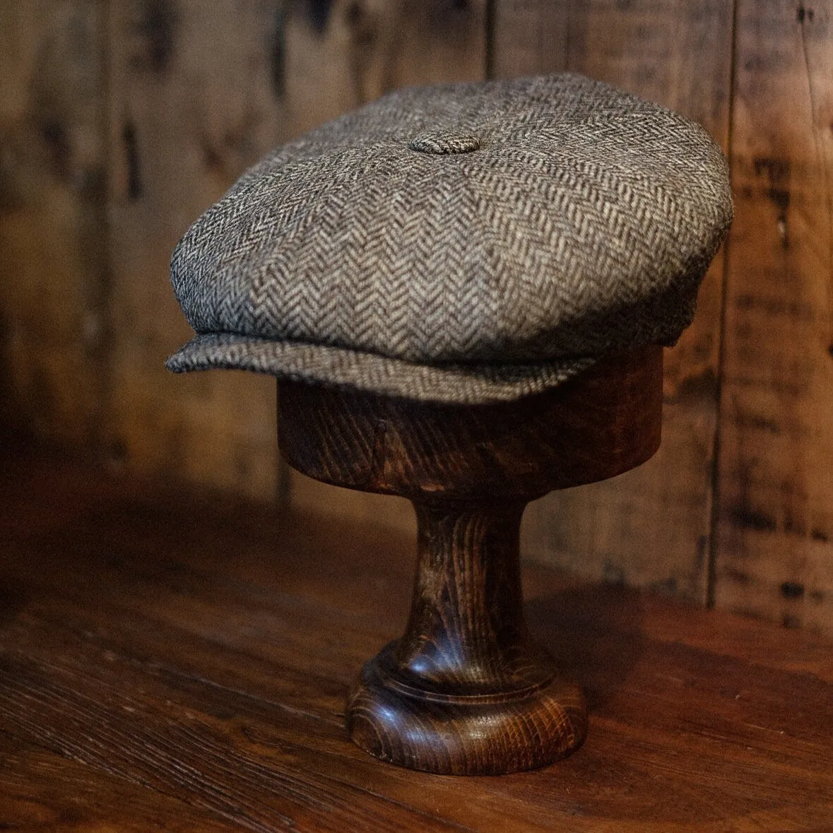 Eight Piece Herringbone Wool Retro Newsboy Cap-Light Brown