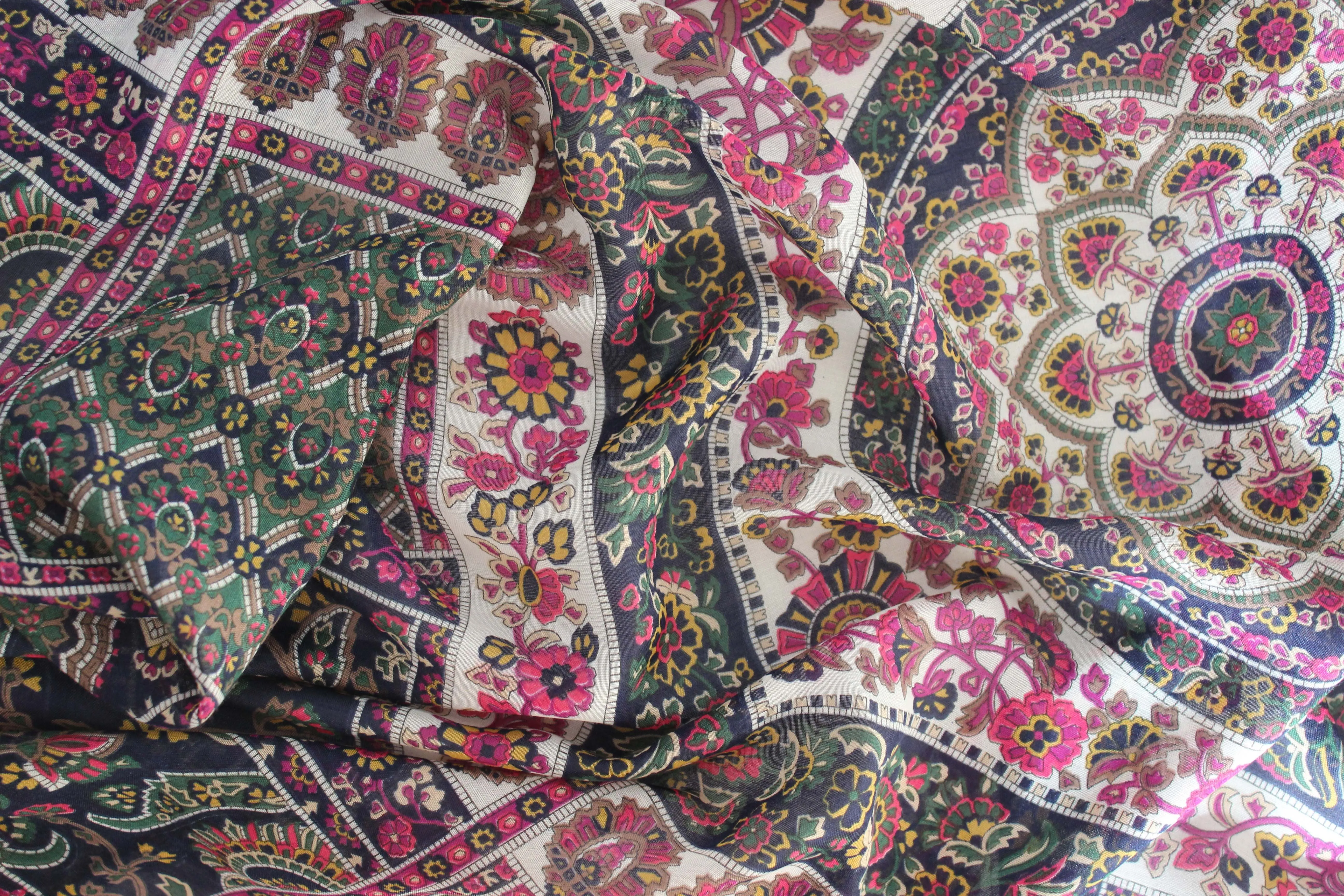Everyday Square Head Scarf