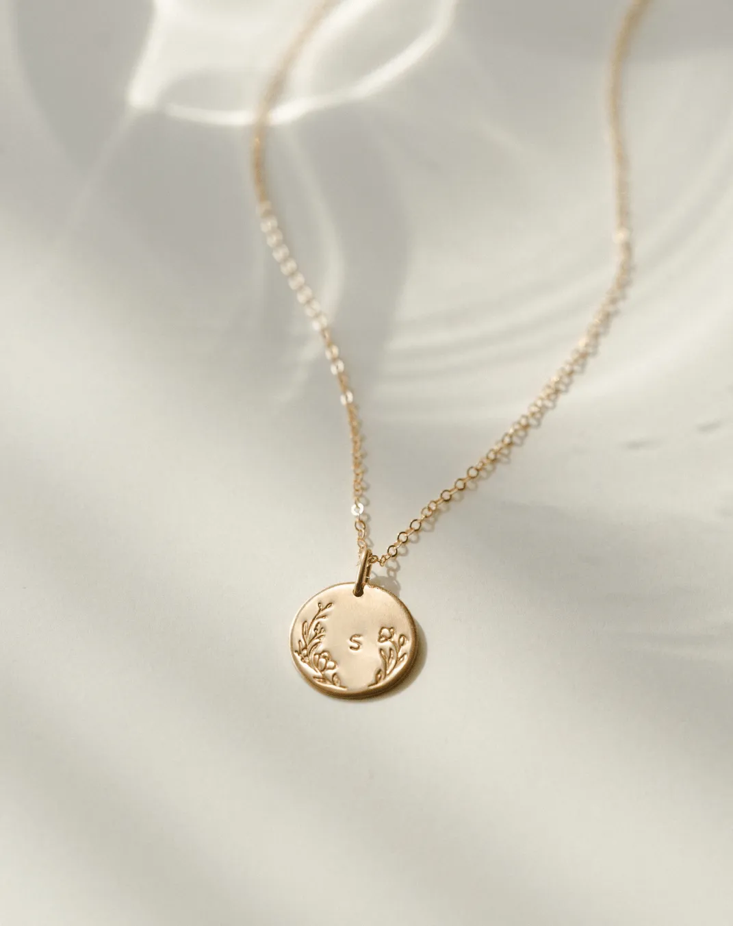 Floral Frame Necklace