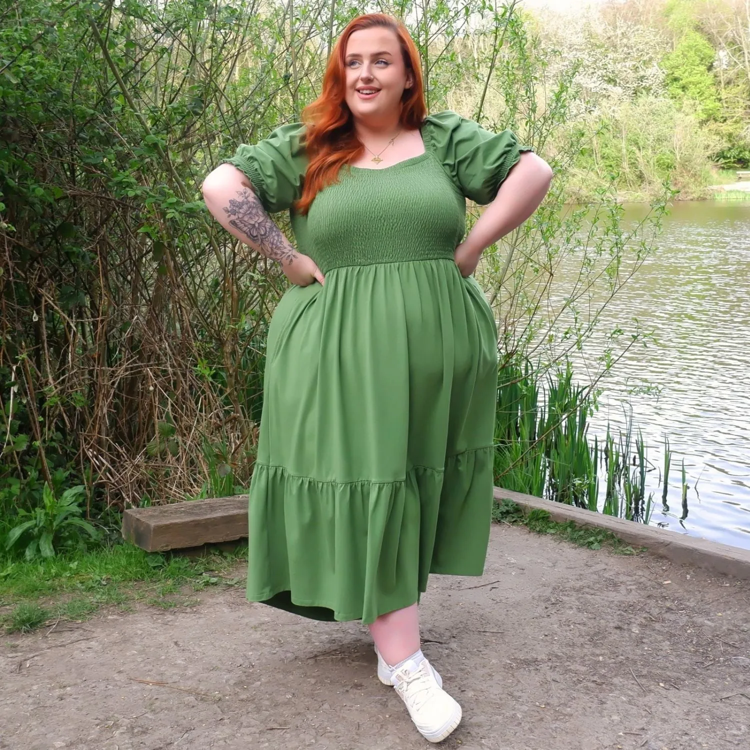 Gerafftes Midikleid - Meadow
