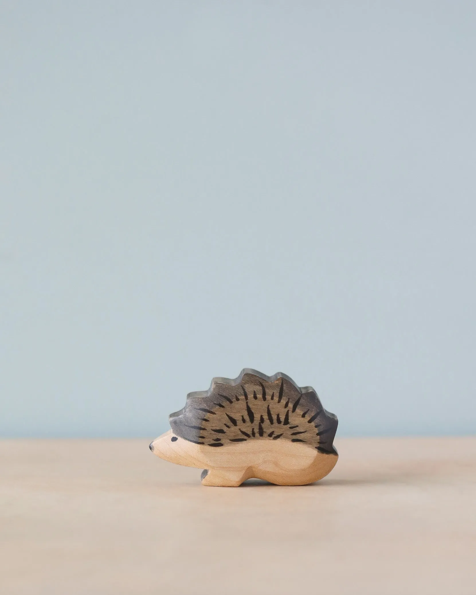 Handmade Holzwald Hedgehog Mom