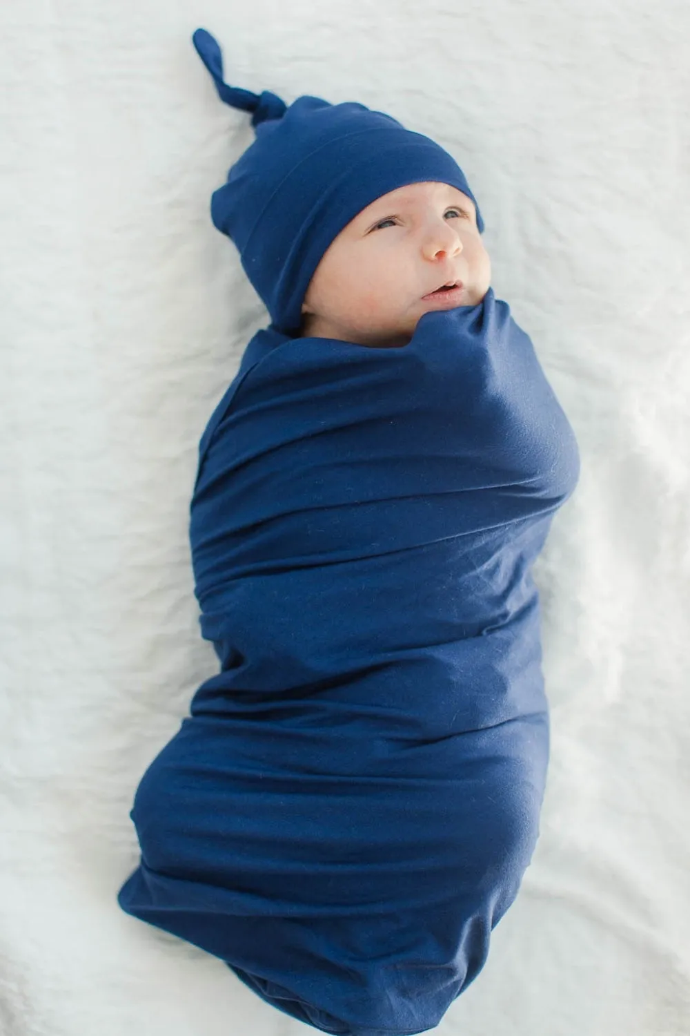Navy Swaddle Blanket & Newborn Hat Set